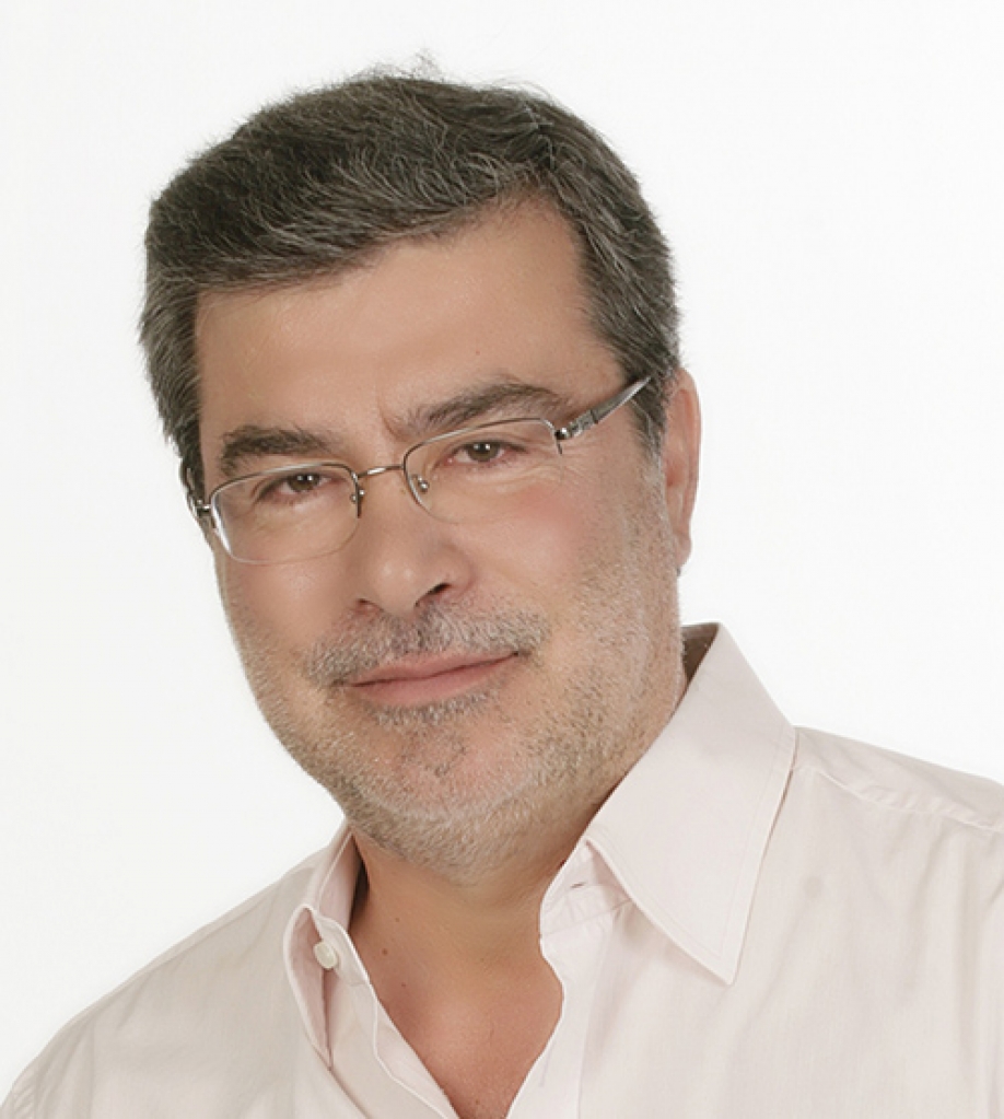 PCR &sigma;&tau;&alpha; 25&euro; &kappa;&alpha;&iota; rapid test &sigma;&tau;&alpha; 4&euro; &alpha;&pi;ό &tau;&omicron; &Delta;ή&mu;&omicron; &Mu;&omicron;&sigma;&chi;ά&tau;&omicron;&upsilon; &Tau;&alpha;ύ&rho;&omicron;&upsilon;