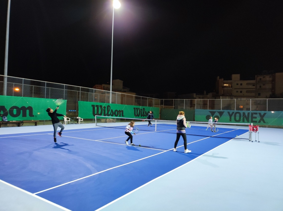 Δήμος Ηρακλείου Αττικής: Ξεκίνησαν τα μαθήματα τένις