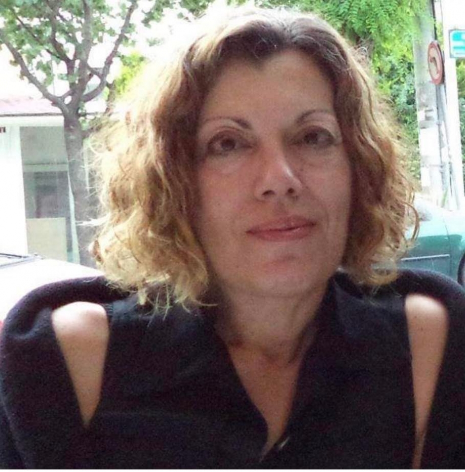 &quot;Έφυγε&quot; η Βίκυ Καργάκου