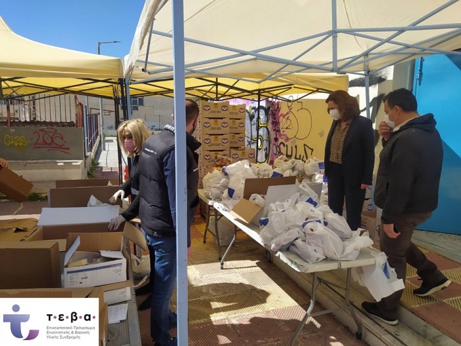 &Delta;&iota;&alpha;&nu;&omicron;&mu;ή &Tau;&Epsilon;&Beta;&Alpha; &sigma;&epsilon; 3.300 &omega;&phi;&epsilon;&lambda;&omicron;ύ&mu;&epsilon;&nu;&omicron;&upsilon;&sigmaf; &gamma;&iota;&alpha; &tau;&eta; &sigma;ύ&mu;&pi;&rho;&alpha;&xi;&eta; &tau;&eta;&sigmaf; &Pi;&epsilon;&rho;&iota;&phi;έ&rho;&epsilon;&iota;&alpha;&sigmaf; &Alpha;&tau;&tau;&iota;&kappa;ή&sigmaf; &sigma;&tau;&omicron; &Beta;ό&rho;&epsilon;&iota;&omicron; &Tau;&omicron;&mu;έ&alpha;