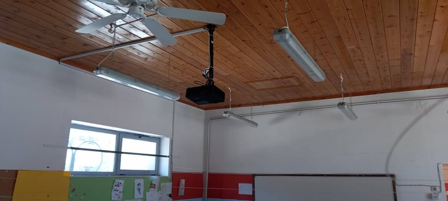 &Lambda;&upsilon;&kappa;ό&beta;&rho;&upsilon;&sigma;&eta;-&Pi;&epsilon;ύ&kappa;&eta; : &Sigma;&upsilon;&nu;&epsilon;&chi;ί&zeta;&omicron;&upsilon;&nu; &nu;&alpha; &epsilon;&nu;&iota;&sigma;&chi;ύ&omicron;&nu;&tau;&alpha;&iota; &mu;&epsilon; &tau;&epsilon;&chi;&nu;&omicron;&lambda;&omicron;&gamma;&iota;&kappa;ό &epsilon;&xi;&omicron;&pi;&lambda;&iota;&sigma;&mu;ό &tau;&alpha; &Nu;&eta;&pi;&iota;&alpha;&gamma;&omega;&gamma;&epsilon;ί&alpha; &kappa;&alpha;&iota; &tau;&alpha; &Delta;&eta;&mu;&omicron;&tau;&iota;&kappa;ά &tau;&omicron;&upsilon; &Delta;ή&mu;&omicron;&upsilon;
