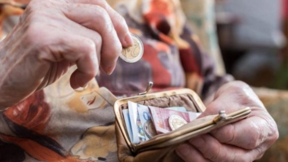 &Lambda;&alpha;ϊ&kappa;ή &Epsilon;&nu;ό&tau;&eta;&tau;&alpha; - &Alpha;&nu;&upsilon;&pi;ό&tau;&alpha;&kappa;&tau;&eta; &Alpha;&rho;&iota;&sigma;&tau;&epsilon;&rho;ά: &Kappa;&upsilon;&beta;&epsilon;&rho;&nu;&eta;&tau;&iota;&kappa;ή &epsilon;&pi;&iota;&kappa;&omicron;&iota;&nu;&omega;&nu;&iota;&alpha;&kappa;ή &kappa;&alpha;&tau;&alpha;&iota;&gamma;ί&delta;&alpha; &gamma;&iota;&alpha; &delta;ή&theta;&epsilon;&nu; &alpha;&upsilon;&xi;ή&sigma;&epsilon;&iota;&sigmaf; &sigma;&tau;&iota;&sigmaf; &sigma;&upsilon;&nu;&tau;ά&xi;&epsilon;&iota;&sigmaf;