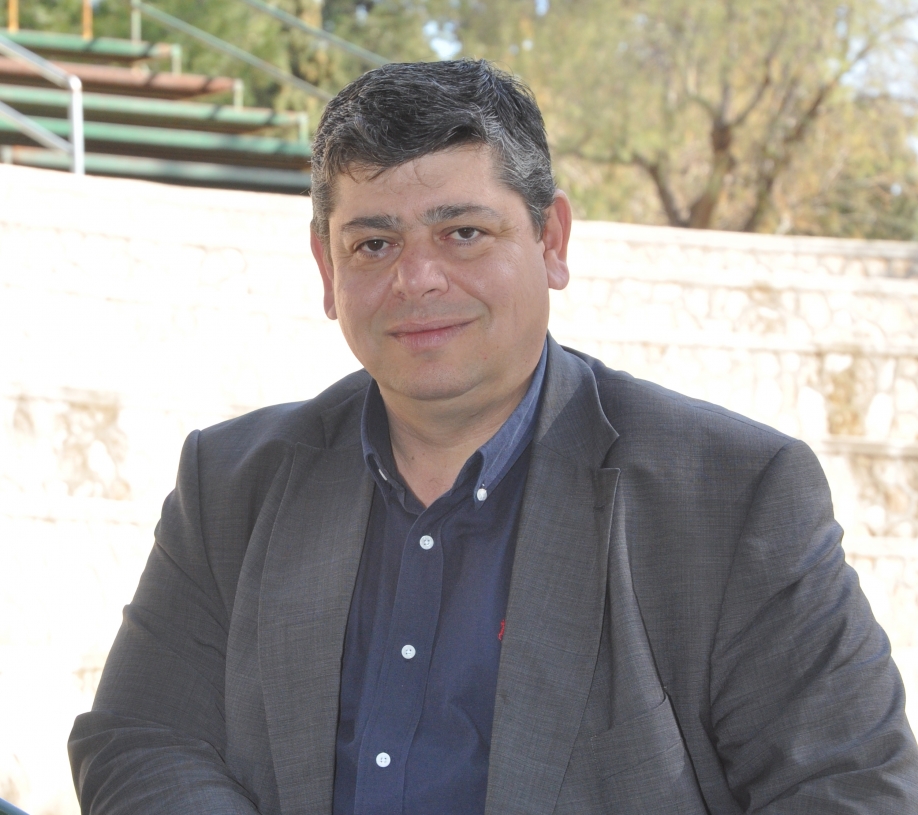 &Omicron; Ά&gamma;&gamma;&epsilon;&lambda;&omicron;&sigmaf; &Mu;&alpha;&kappa;&rho;&upsilon;&gamma;&iota;ά&nu;&nu;&eta;&sigmaf; &gamma;&iota;&alpha; &tau;&iota;&sigmaf; &nu;έ&epsilon;&sigmaf; &alpha;&nu;&alpha;&kappa;&omicron;&iota;&nu;ώ&sigma;&epsilon;&iota;&sigmaf; &upsilon;&pi;&omicron;&psi;&eta;&phi;ί&omega;&nu; &Delta;&eta;&mu;ά&rho;&chi;&omega;&nu;: Ό&sigma;&omicron;&iota; &pi;&epsilon;&rho;&iota;&sigma;&sigma;ό&tau;&epsilon;&rho;&omicron;&iota; &tau;ό&sigma;&omicron; &tau;&omicron; &kappa;&alpha;&lambda;ύ&tau;&epsilon;&rho;&omicron;&hellip; &gamma;&iota;&alpha; &tau;&iota;&sigmaf; &pi;ό&lambda;&epsilon;&iota;&sigmaf; &mu;&alpha;&sigmaf;