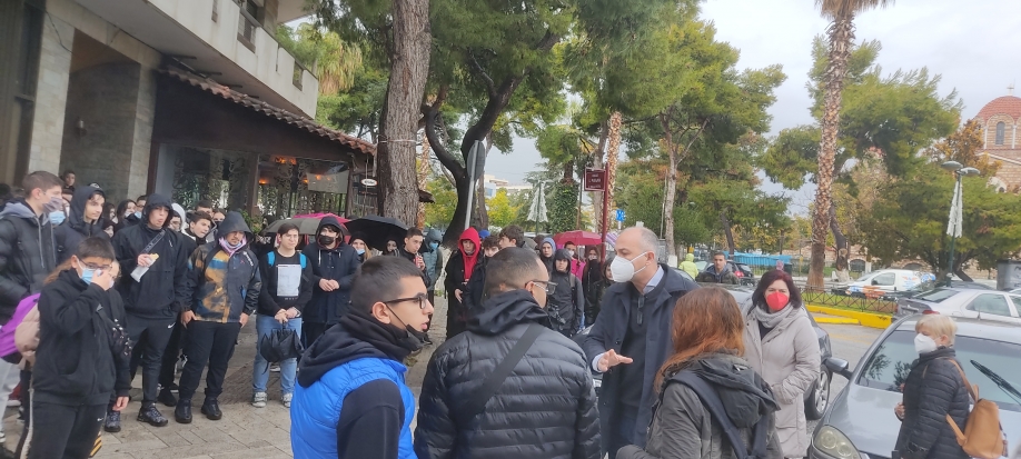 &Xi;&epsilon;&chi;&epsilon;ί&lambda;&iota;&sigma;&alpha;&nu; &alpha;&pi;ό &alpha;&gamma;&alpha;&nu;ά&kappa;&tau;&eta;&sigma;&eta; &tau;&alpha; &pi;&alpha;&iota;&delta;&iota;ά &tau;&omicron;&upsilon; 2&omicron;&upsilon; &Lambda;&upsilon;&kappa;&epsilon;ί&omicron;&upsilon; &Mu;&epsilon;&tau;&alpha;&mu;ό&rho;&phi;&omega;&sigma;&eta;&sigmaf; (&Beta;ί&nu;&tau;&epsilon;&omicron; + &phi;&omega;&tau;&omicron;&gamma;&rho;&alpha;&phi;ί&epsilon;&sigmaf;)