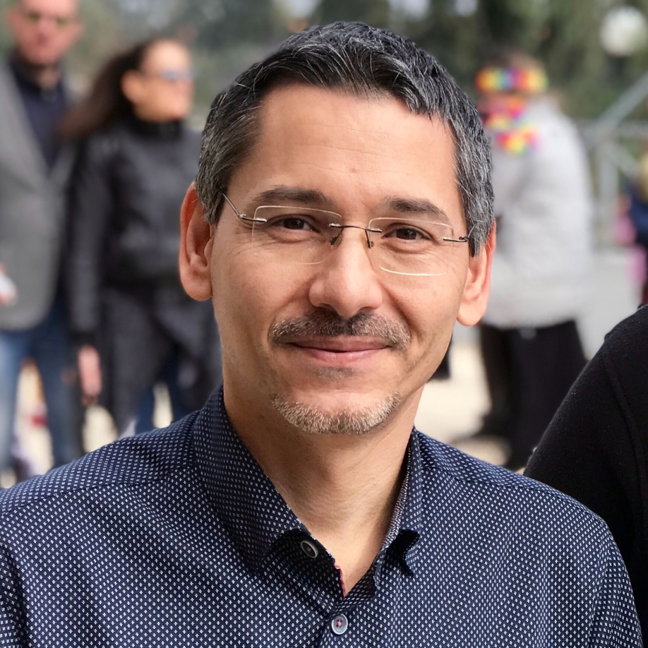 &Alpha;&nu;&delta;.&Beta;&alpha;&sigma;&iota;&lambda;ό&pi;&omicron;&upsilon;&lambda;&omicron;&sigmaf;: &Eta; &epsilon;&mu;&mu;&omicron;&nu;ή &Mu;&pi;&omicron;&upsilon;&rho;&nu;&omicron;ύ&sigmaf; &gamma;&iota;&alpha; &tau;&eta;&lambda;&epsilon;&phi;&omega;&nu;&iota;&kappa;ή &lambda;ή&psi;&eta; &alpha;&pi;&omicron;&phi;ά&sigma;&epsilon;&omega;&nu;, έ&phi;&epsilon;&rho;&epsilon; &tau;&omicron; &mu;&pi;ά&chi;&alpha;&lambda;&omicron; &sigma;&tau;&alpha; &epsilon;&pi;&iota;&delta;ό&mu;&alpha;&tau;&alpha; &pi;&upsilon;&rho;ό&pi;&lambda;&eta;&kappa;&tau;&omega;&nu;