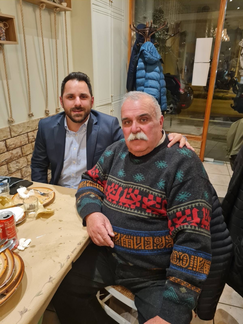 &Gamma;&epsilon;ύ&mu;&alpha; &pi;&alpha;&rho;έ&theta;&epsilon;&sigma;&epsilon; &omicron; &Alpha;&lambda;έ&xi;&alpha;&nu;&delta;&rho;&omicron;&sigmaf; &Mu;&omicron;&upsilon;&sigma;&tau;ό&gamma;&iota;&alpha;&nu;&nu;&eta;&sigmaf; &sigma;&tau;&eta;&nu; &omicron;&mu;ά&delta;&alpha; &tau;&eta;&sigmaf; &Alpha;&gamma;ί&alpha;&sigmaf; &Pi;&alpha;&rho;&alpha;&sigma;&kappa;&epsilon;&upsilon;ή&sigmaf; &gamma;&iota;&alpha; &tau;&eta;&nu; &kappa;&alpha;&tau;ά&kappa;&tau;&eta;&sigma;&eta; &pi;&rho;&omega;&tau;&alpha;&theta;&lambda;ή&mu;&alpha;&tau;&omicron;&sigmaf;