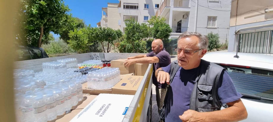 Παραδόθηκαν στον Δήμο Παλλήνης είδη πρώτης ανάγκης από το Κοινωνικό Παντοπωλείο του Δήμου Χαλανδρίου