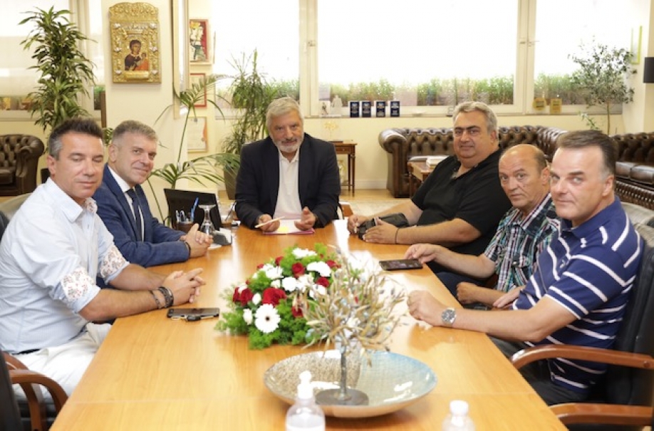 &Sigma;&upsilon;&nu;ά&nu;&tau;&eta;&sigma;&eta; &mu;&epsilon; &tau;&eta;&nu; &Pi;&alpha;&nu;&epsilon;&lambda;&lambda;ή&nu;&iota;&alpha; &Omicron;&mu;&omicron;&sigma;&pi;&omicron;&nu;&delta;ί&alpha; &Epsilon;&nu;ώ&sigma;&epsilon;&omega;&nu; &Upsilon;&pi;&alpha;&lambda;&lambda;ή&lambda;&omega;&nu; &Pi;&upsilon;&rho;&omicron;&sigma;&beta;&epsilon;&sigma;&tau;&iota;&kappa;&omicron;ύ &Sigma;ώ&mu;&alpha;&tau;&omicron;&sigmaf; &epsilon;ί&chi;&epsilon; &omicron; &Gamma;.&Pi;&alpha;&tau;&omicron;ύ&lambda;&eta;&sigmaf;