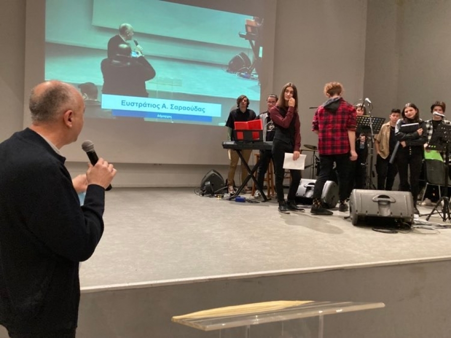 &Pi;&rho;&alpha;&gamma;&mu;&alpha;&tau;&omicron;&pi;&omicron;&iota;ή&theta;&eta;&kappa;&epsilon; &delta;&rho;ά&sigma;&eta; &epsilon;&nu;&eta;&mu;έ&rho;&omega;&sigma;&eta;&sigmaf; &gamma;&iota;&alpha; &tau;&eta;&nu; &Alpha;&nu;&alpha;&kappa;ύ&kappa;&lambda;&omega;&sigma;&eta; &sigma;&tau;&omicron; &Delta;ή&mu;&omicron; &Mu;&epsilon;&tau;&alpha;&mu;ό&rho;&phi;&omega;&sigma;&eta;&sigmaf;