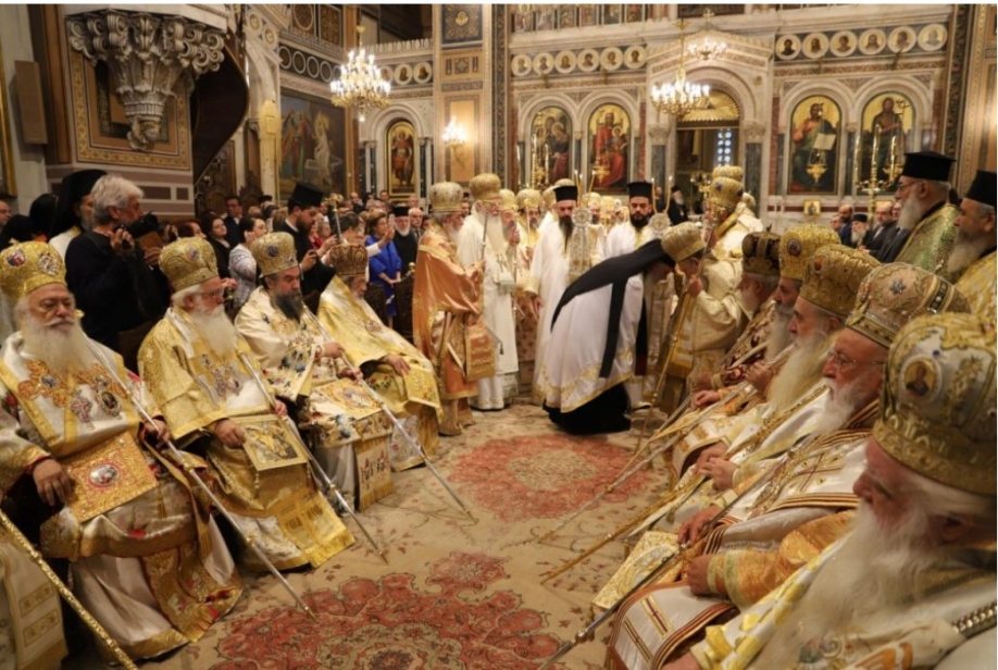 &Lambda;&alpha;ϊ&kappa;ή &Epsilon;&nu;ό&tau;&eta;&tau;&alpha;: &Sigma;&kappa;&omicron;&tau;&alpha;&delta;&iota;&sigma;&mu;ό&sigmaf;, &mu;&iota;&sigma;&omicron;&gamma;&upsilon;&nu;&iota;&sigma;&mu;ό&sigmaf;, &eta; &epsilon;&pi;ί&sigma;&eta;&mu;&eta; &pi;&omicron;&lambda;&iota;&tau;&iota;&kappa;ή &tau;&eta;&sigmaf; &eta;&gamma;&epsilon;&sigma;ί&alpha;&sigmaf; &tau;&eta;&sigmaf; &Epsilon;&kappa;&kappa;&lambda;&eta;&sigma;ί&alpha;&sigmaf;