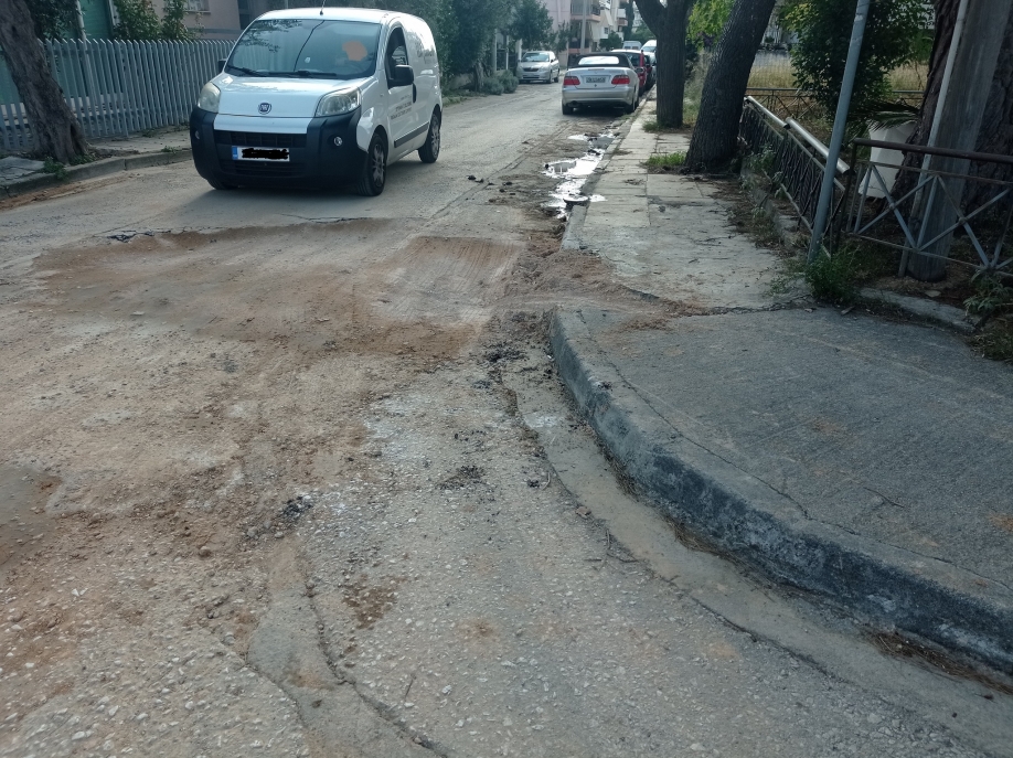 &Mu;&epsilon;&gamma;ά&lambda;&eta; &lambda;&alpha;&kappa;&omicron;ύ&beta;&alpha; &laquo;&kappa;&omicron;&sigma;&mu;&epsilon;ί&raquo; &tau;&eta;&nu; &omicron;&delta;ό &Kappa;&epsilon;&rho;&kappa;ύ&rho;&alpha;&sigmaf; &mu;&epsilon;&tau;ά &tau;&omicron; &laquo;&mu;&pi;ά&lambda;&omega;&mu;&alpha;&raquo; &tau;&eta;&sigmaf; &delta;&iota;&alpha;&rho;&rho;&omicron;ή&sigmaf; &nu;&epsilon;&rho;&omicron;ύ