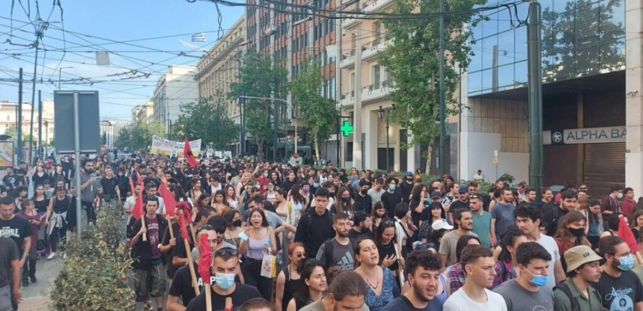 &Lambda;&alpha;ϊ&kappa;ή &Epsilon;&nu;ό&tau;&eta;&tau;&alpha;: &Kappa;ά&lambda;&epsilon;&sigma;&mu;&alpha; &sigma;&upsilon;&mu;&mu;&epsilon;&tau;&omicron;&chi;ή&sigmaf; &sigma;&tau;&eta;&nu; &sigma;&upsilon;&gamma;&kappa;έ&nu;&tau;&rho;&omega;&sigma;&eta; &kappa;&alpha;&tau;ά &tau;&eta;&sigmaf; &alpha;&sigma;&tau;&upsilon;&nu;&omicron;&mu;&iota;&kappa;ή&sigmaf; &beta;ί&alpha;&sigmaf; &kappa;&alpha;&iota; &kappa;&alpha;&tau;&alpha;&sigma;&tau;&omicron;&lambda;ή&sigmaf; &tau;&omicron;&upsilon; &phi;&omicron;&iota;&tau;&eta;&tau;&iota;&kappa;&omicron;ύ &kappa;&iota;&nu;ή&mu;&alpha;&tau;&omicron;&sigmaf;