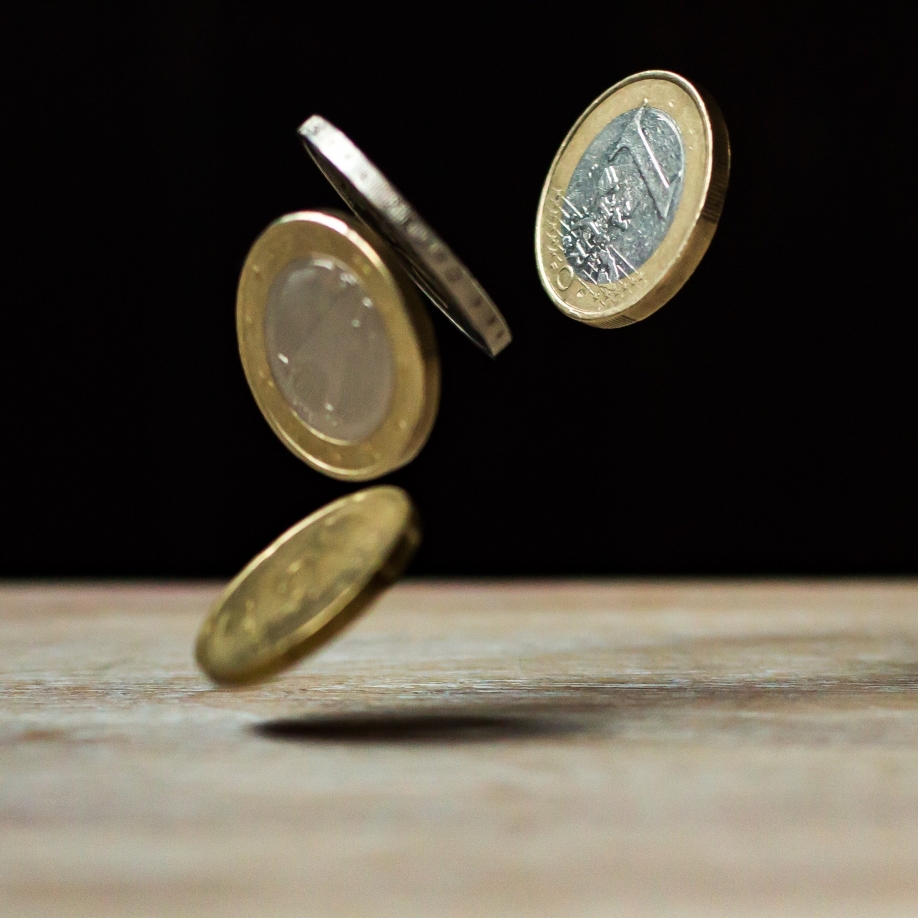 Eurostat: Φτώχεια και κοινωνικός αποκλεισμός απειλούν τους αυτοαπασχολούμενους στην Ελλάδα