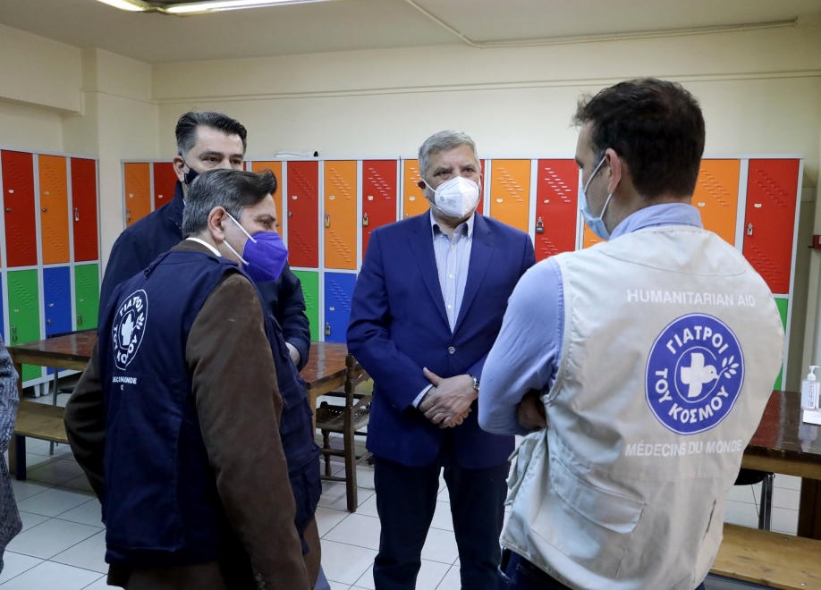 T&omicron; &Upsilon;&pi;&nu;&omega;&tau;ή&rho;&iota;&omicron; &Alpha;&sigma;&tau;έ&gamma;&omega;&nu; &sigma;&tau;&omicron; &kappa;έ&nu;&tau;&rho;&omicron; &tau;&eta;&sigmaf; &Alpha;&theta;ή&nu;&alpha;&sigmaf; &epsilon;&pi;&iota;&sigma;&kappa;έ&phi;&theta;&eta;&kappa;&epsilon; &omicron; &Gamma;.&Pi;&alpha;&tau;&omicron;ύ&lambda;&eta;&sigmaf;