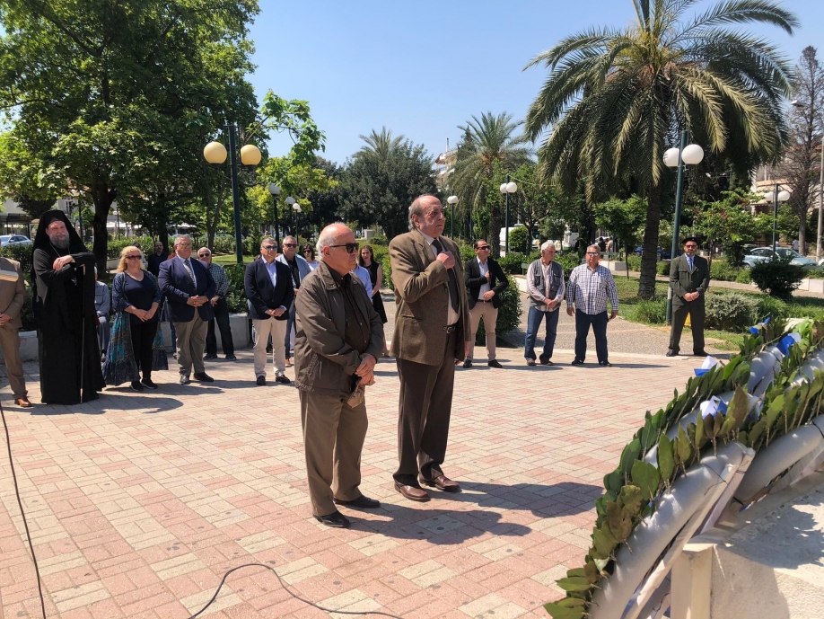 &Omicron;  &Delta;ή&mu;&omicron;&sigmaf; &Nu;έ&alpha;&sigmaf; &Phi;&iota;&lambda;&alpha;&delta;έ&lambda;&phi;&epsilon;&iota;&alpha;&sigmaf; &ndash; &Nu;έ&alpha;&sigmaf; &Chi;&alpha;&lambda;&kappa;&eta;&delta;ό&nu;&alpha;&sigmaf; &tau;ί&mu;&eta;&sigma;&epsilon; &tau;&eta;&nu; &Eta;&mu;έ&rho;&alpha; &Mu;&nu;ή&mu;&eta;&sigmaf; &tau;&eta;&sigmaf; &Gamma;&epsilon;&nu;&omicron;&kappa;&tau;&omicron;&nu;ί&alpha;&sigmaf; &tau;&omega;&nu; &Pi;&omicron;&nu;&tau;ί&omega;&nu;