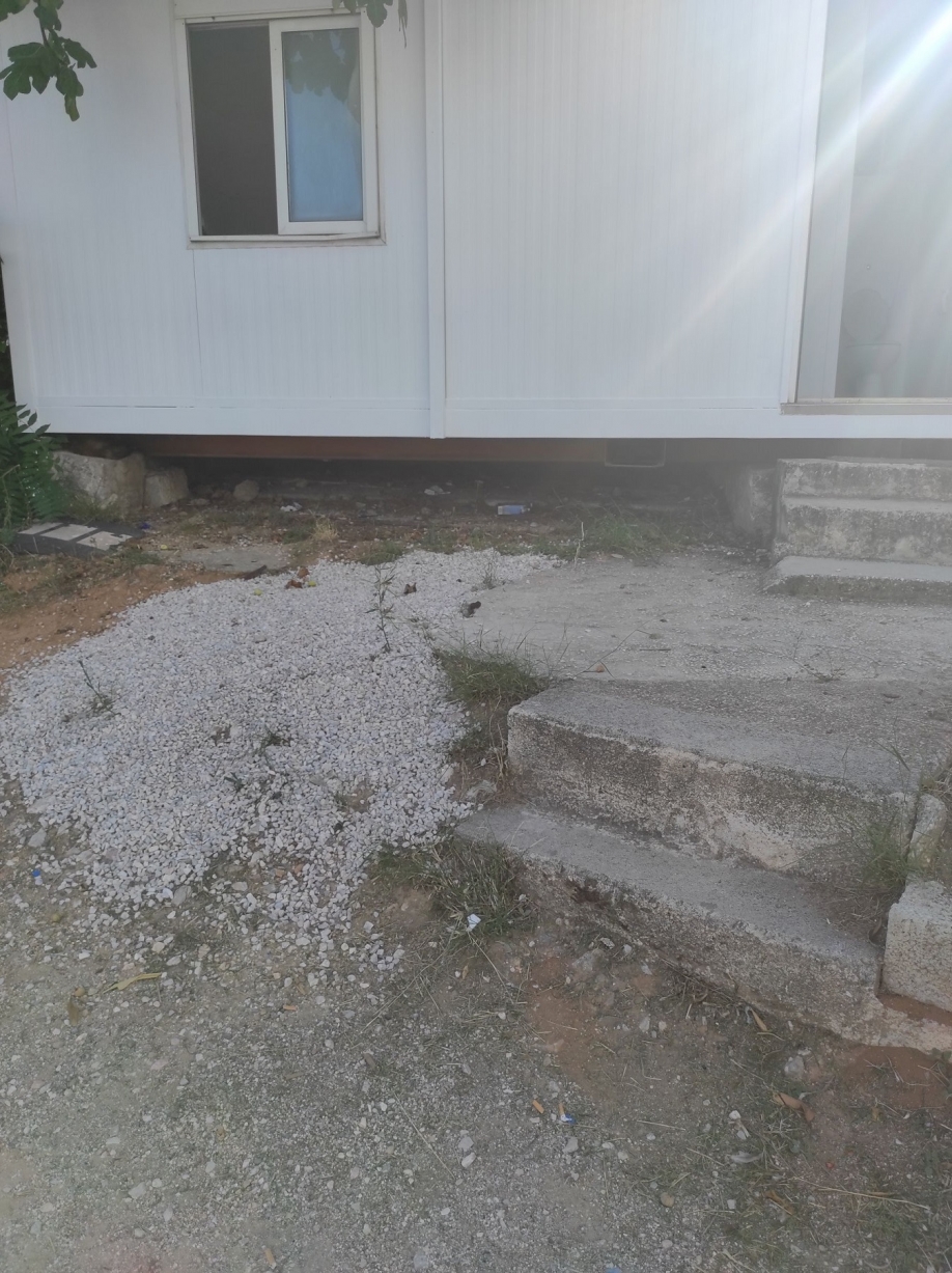 Ί&kappa;&alpha;&rho;&omicron;&sigmaf; &kappa;&alpha;&tau;ά &Delta;. &Theta;&omega;&mu;&alpha;ΐ&delta;&omicron;&upsilon; &kappa;&alpha;&iota; &Omicron;&Pi;&Alpha;&Nu;: 3 &chi;&rho;ό&nu;&iota;&alpha; &psi;έ&mu;&alpha;&tau;&alpha; &ndash; &Mu;&alpha;&sigmaf; &sigma;&tau;&epsilon;&gamma;ά&zeta;&omicron;&upsilon;&nu; &sigma;&epsilon; &sigma;ά&pi;&iota;&omicron; container