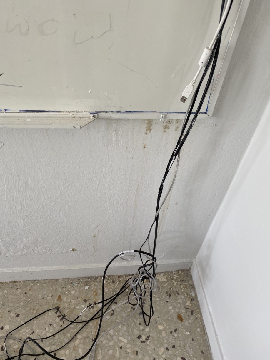 &Sigma;&epsilon; &mu;&epsilon;&gamma;ά&lambda;&alpha; &chi;ά&lambda;&iota;&alpha; &tau;&omicron; 1&omicron; &Delta;&eta;&mu;&omicron;&tau;&iota;&kappa;ό &sigma;&chi;&omicron;&lambda;&epsilon;ί&omicron; &Nu;έ&alpha;&sigmaf; &Chi;&alpha;&lambda;&kappa;&eta;&delta;ό&nu;&alpha;&sigmaf;