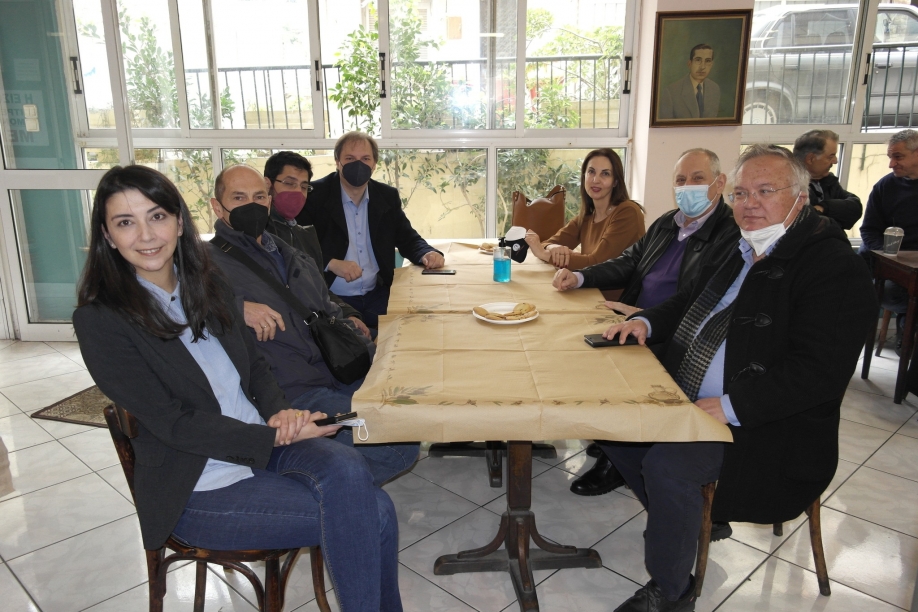 Έ&kappa;&omicron;&psi;&epsilon; &tau;&eta;&nu; &pi;ί&tau;&alpha; &tau;&eta;&sigmaf; &eta; "&Pi;&alpha;&nu;&iota;ώ&nu;&iota;&omicron;&sigmaf; &Sigma;&tau;έ&gamma;&eta; &Beta;ύ&rho;&omega;&nu;&alpha;"