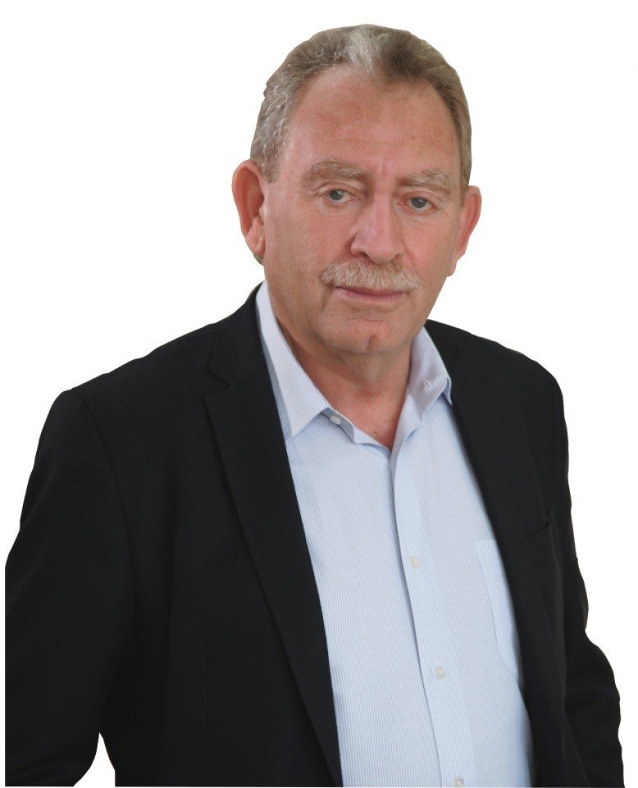 &Delta;ή&mu;&alpha;&rho;&chi;&omicron;&sigmaf; &Sigma;&alpha;&rho;&omega;&nu;&iota;&kappa;&omicron;ύ: Ό&Chi;&Iota; &sigma;&tau;&eta;&nu; &alpha;&upsilon;&tau;&alpha;&rho;&chi;&iota;&kappa;ή &alpha;&pi;ό&pi;&epsilon;&iota;&rho;&alpha; &tau;&eta;&sigmaf; &Nu;&Delta; &nu;&alpha; &phi;&iota;&mu;ώ&sigma;&epsilon;&iota; &tau;&iota;&sigmaf; &delta;&eta;&mu;&omicron;&tau;&iota;&kappa;έ&sigmaf; &pi;&alpha;&rho;&alpha;&tau;ά&xi;&epsilon;&iota;&sigmaf; &tau;&eta;&sigmaf; &alpha;&nu;&tau;&iota;&pi;&omicron;&lambda;ί&tau;&epsilon;&upsilon;&sigma;&eta;&sigmaf;