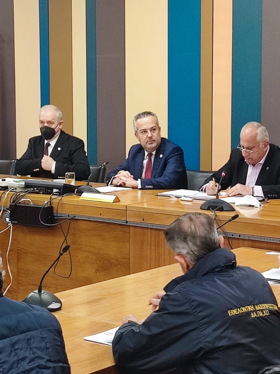 &Sigma;&upsilon;&nu;&epsilon;&delta;&rho;ί&alpha;&sigma;&epsilon; &eta; &Epsilon;&pi;&iota;&tau;&rho;&omicron;&pi;ή &Pi;&omicron;&lambda;&iota;&tau;&iota;&kappa;ή&sigmaf; &Pi;&rho;&omicron;&sigma;&tau;&alpha;&sigma;ί&alpha;&sigmaf; &tau;&omicron;&upsilon; &Delta;ή&mu;&omicron;&upsilon; &Pi;&alpha;&pi;ά&gamma;&omicron;&upsilon; - &Chi;&omicron;&lambda;&alpha;&rho;&gamma;&omicron;ύ