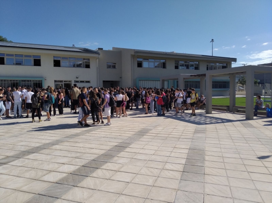&Alpha;&nu;&alpha;&kappa;&omicron;ί&nu;&omega;&sigma;&eta; &tau;&omicron;&upsilon; &Delta;ή&mu;&omicron;&upsilon; &Mu;&epsilon;&tau;&alpha;&mu;ό&rho;&phi;&omega;&sigma;&eta;&sigmaf; &gamma;&iota;&alpha; &tau;&omicron; 2&omicron; &Lambda;ύ&kappa;&epsilon;&iota;&omicron;