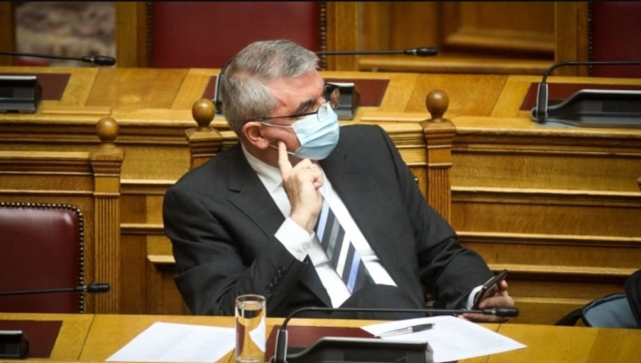 Δυνατότητα είσπραξης διπλής σύνταξης σε Δημάρχους και Νομάρχες δίνει κρυφή εγκύκλιος του υπουργείου Εργασίας