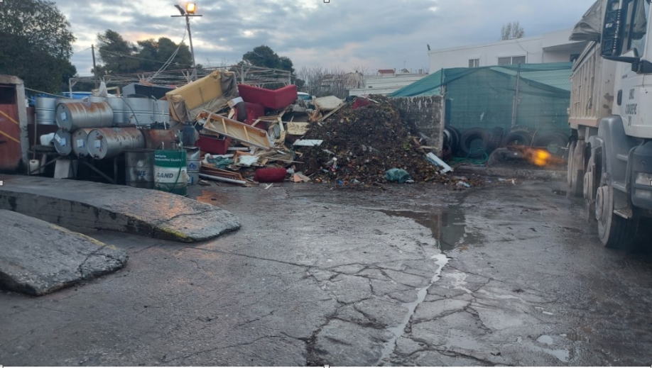 &Gamma;. &Omicron;&iota;&kappa;&omicron;&nu;ό&mu;&omicron;&upsilon;: &Sigma;&tau;&alpha; ό&rho;&iota;&alpha; &tau;&omicron;&upsilon; &theta;&rho;ά&sigma;&omicron;&upsilon;&sigmaf; - &omega;&sigmaf; &sigma;&upsilon;&nu;ή&theta;&omega;&sigmaf; - &omicron;&iota; &alpha;&pi;&alpha;&nu;&tau;ή&sigma;&epsilon;&iota;&sigmaf; &tau;&eta;&sigmaf; &delta;&eta;&mu;&omicron;&tau;&iota;&kappa;ή&sigmaf; &alpha;&rho;&chi;ή&sigmaf;